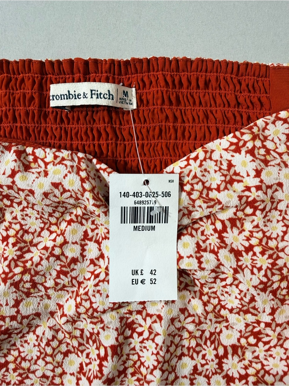 NWT Abercrombie and Fitch Sweetheart Neck Puff Sleeve pink floral blouse crop M - Picture 5 of 5